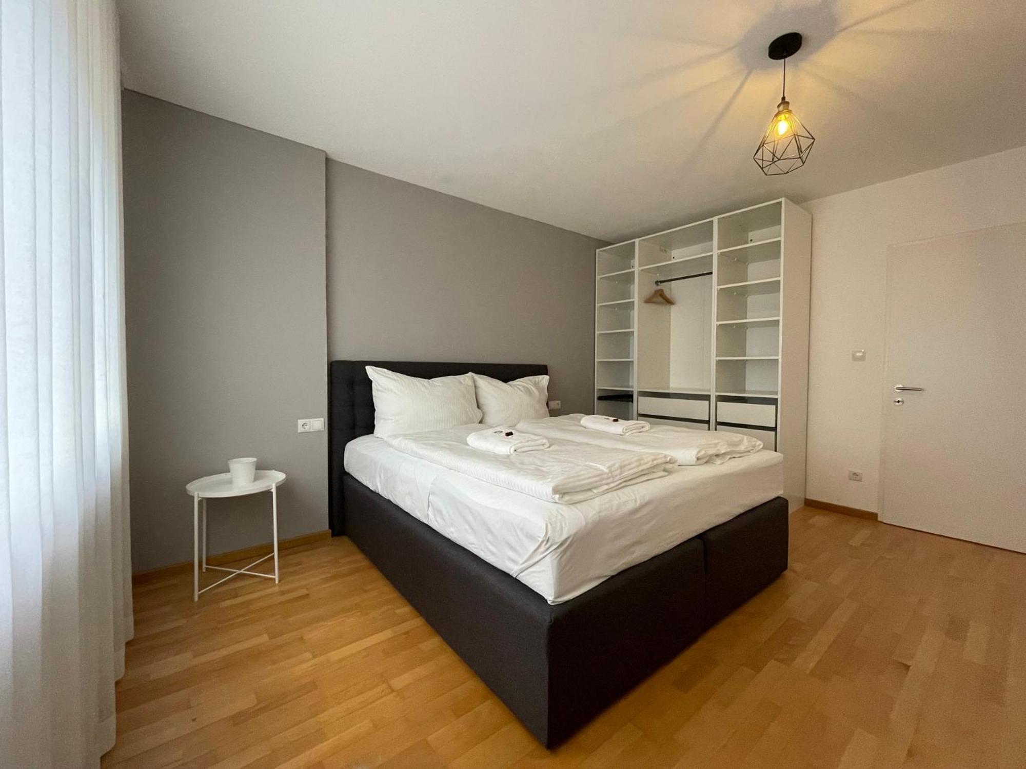 Stylische Stadt-Wohnung Bregenz - Mit Parkplatz エクステリア 写真